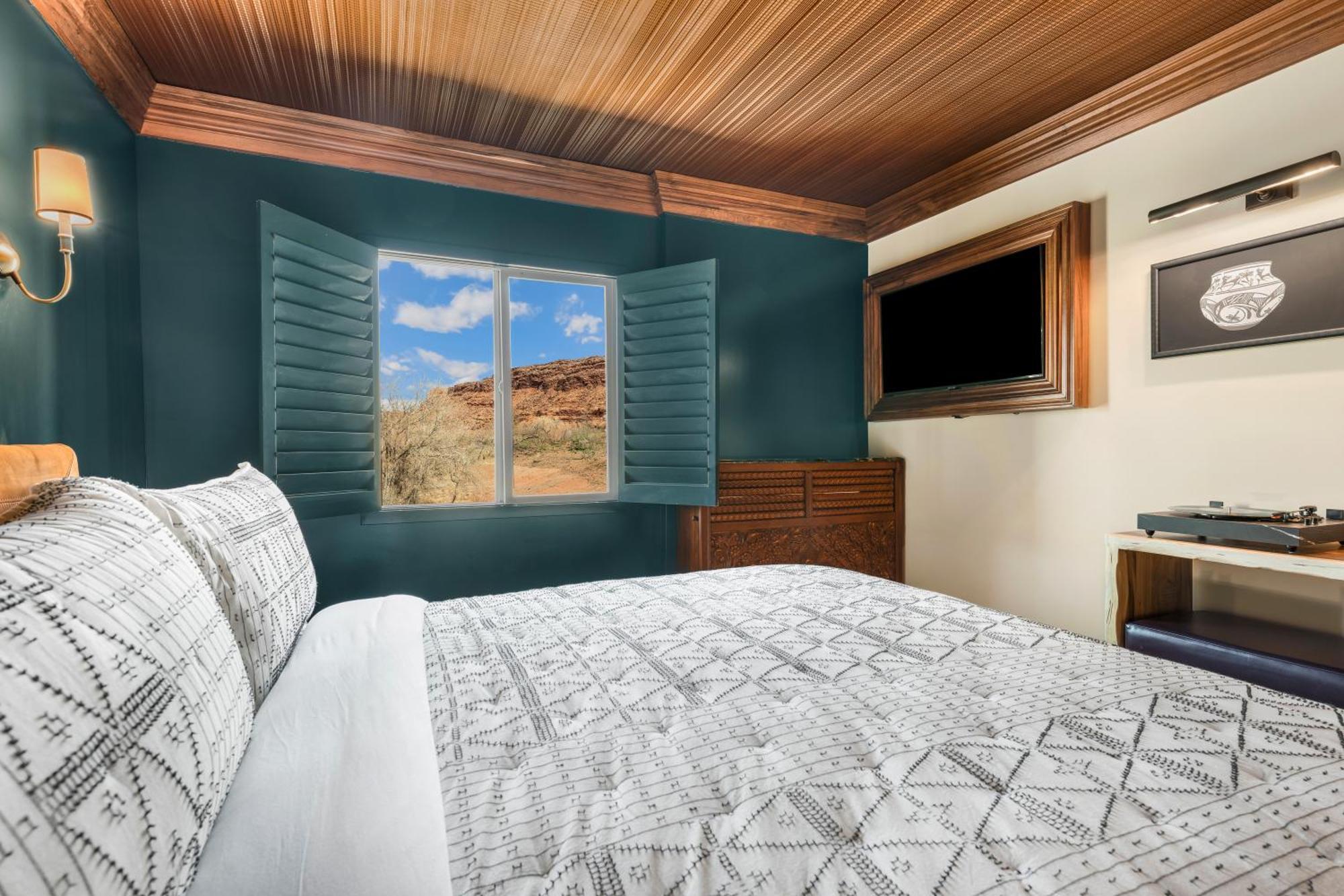 Wolfe'S Moab, Adult Only Hotel Exterior photo